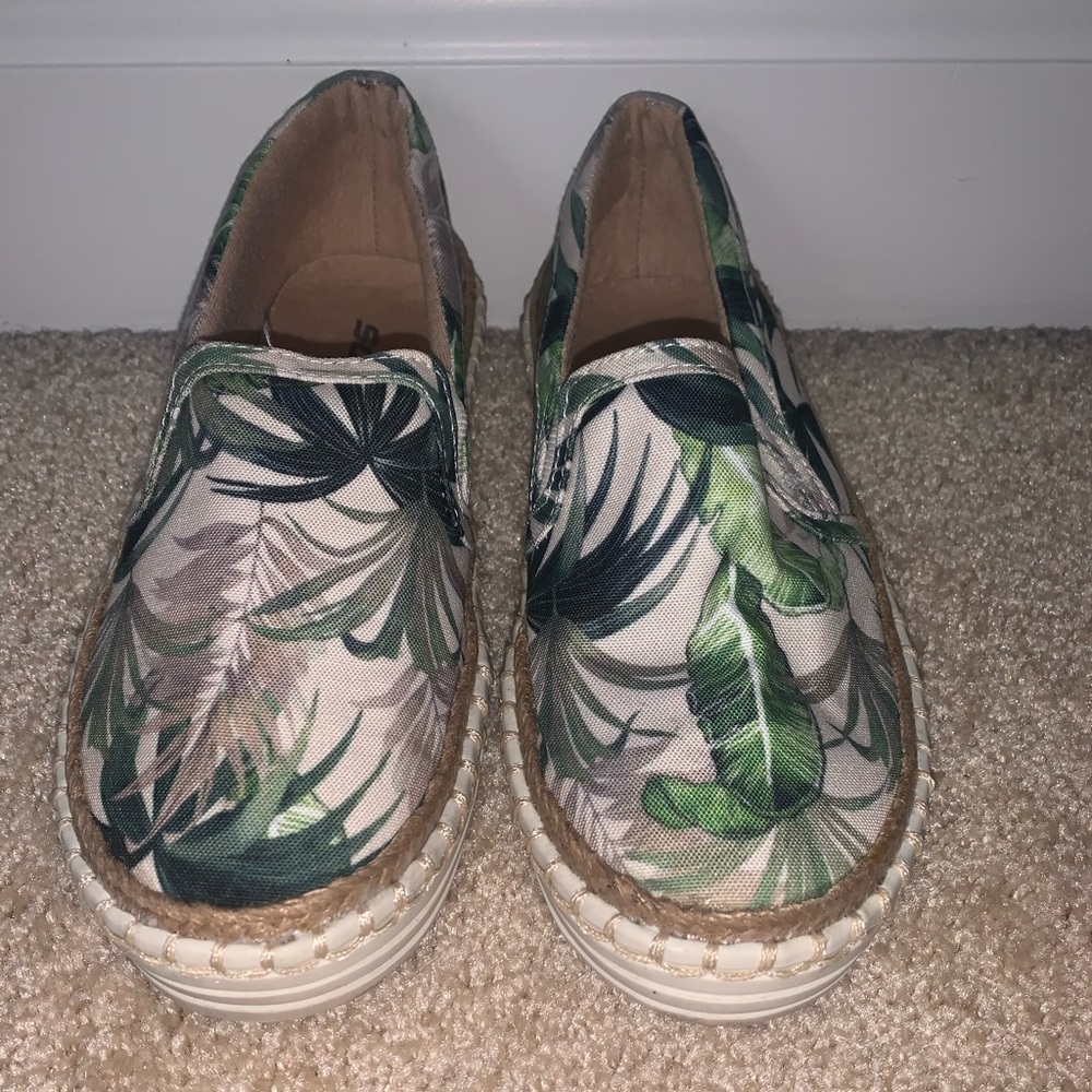 Slip on shoes